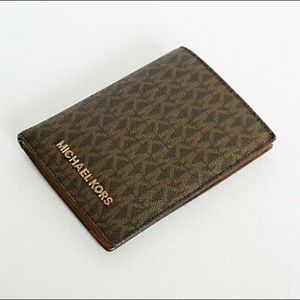 NWT Michael Kors passport holder
